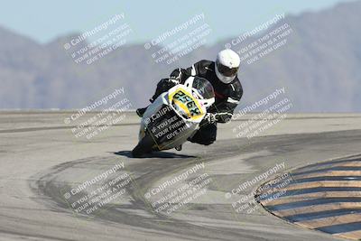 media/Oct-04-2025-CVMA (Sat) [[408bcdd6e4]]/Race 10-Amateur Supersport Middleweight/